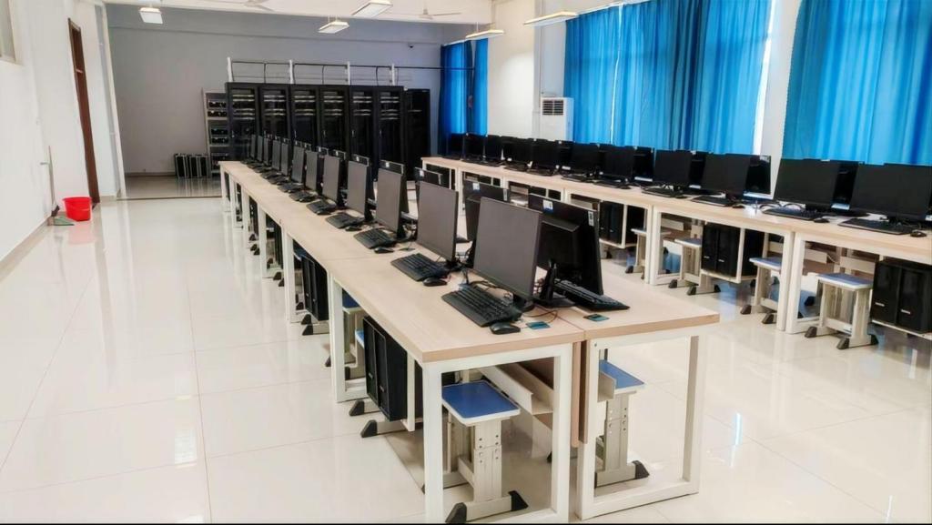 智能网联实训室 Intelligent Networking training Lab